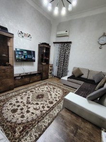 28 May metrosu yaxınlığı Satılır Köhnə Tikili, -1