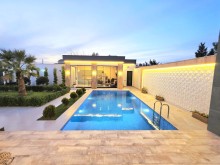 Mərdəkanda 8 sot torpaq sahəsində yerləşən 230 m²-lik villa satılır, -7