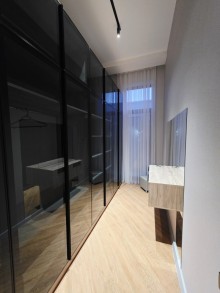 Mərdəkanda 8 sot torpaq sahəsində yerləşən 230 m²-lik villa satılır, -11