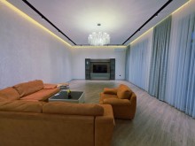 Mərdəkanda 8 sot torpaq sahəsində yerləşən 230 m²-lik villa satılır, -13