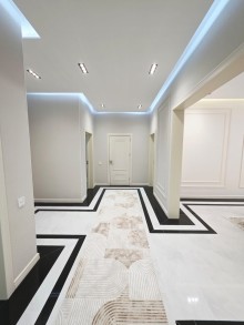 Şüvəlanda 3 sotda tam əşyalı modern 4 otaqlı ev satılır – 160 m², -17