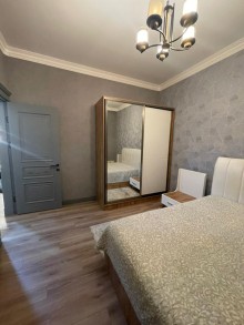 Badamdarda Botanika Bağına yaxın 2 mərtəbəli 5 otaqlı villa satılır, -12