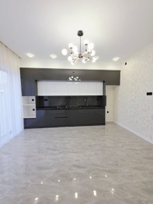 Şüvəlan qəsəbəsində 4 otaqlı modern, hovuzlu ev satılır — çıxarışlı, ipotekaya yararlı, -6