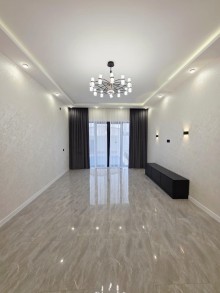 Şüvəlan qəsəbəsində 4 otaqlı modern, hovuzlu ev satılır — çıxarışlı, ipotekaya yararlı, -11