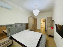 Dübəndi, dəniz mənzərəli villa, 3 mərtəbə + mansard — 9 otaq, qismən əşyalı, -17