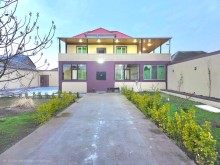 Şağan qəsəbəsində hovuzlu həyət evi satılır – 350 m², 7.1 sot, -1
