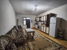Şüvəlan qəsəbəsi, Bağlar massivində dənizdən 700 metr Ev satılır, -10