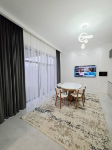 Şüvəlanda TAM ƏŞYALI 5 sot torpaq sahəsində 180 m² dacha satılır, -7