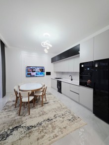 Şüvəlanda TAM ƏŞYALI 5 sot torpaq sahəsində 180 m² dacha satılır, -8