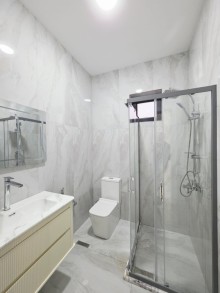 Şüvəlanda TAM ƏŞYALI 5 sot torpaq sahəsində 180 m² dacha satılır, -15