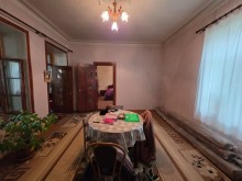 Şüvəlanda 8.5 sot çıxarışlı torpaq satılır, -10