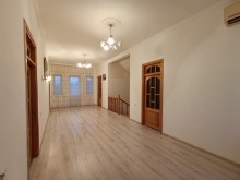 Mərdəkan Zeynalabdin Tağıyev küçəsində 2 mərtəbəli villa satılır, -7