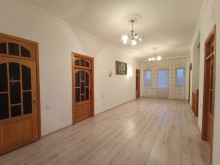 Mərdəkan Zeynalabdin Tağıyev küçəsində 2 mərtəbəli villa satılır, -8