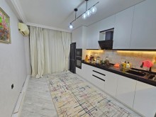 Yasamal, Royal Parkın yaxınlığında 3 otaqlı, super təmirli mənzil, -4