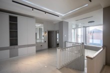 Mərdəkan qəsəbəsində yerləşən bu möhtəşəm villa Satılır, -15