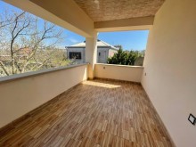 Goradil bağlarında Sahibindən tam təmirli Bağ Evi satılır, -3