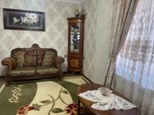 Goradil bağlarında Sahibindən tam təmirli Bağ Evi satılır, -17