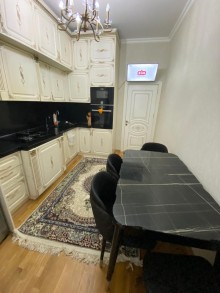 Qara Qarayev metrosu yaxınlığında Kristal Abşeron kompleksində 4 otaqlı mənzil satılır, -3