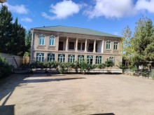 Maştağa–Buzovna şossesinin tam yol kənarında yerləşən 840 m² sahəyə malik obyekt, -1