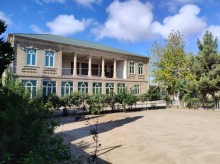 Maştağa–Buzovna şossesinin tam yol kənarında yerləşən 840 m² sahəyə malik obyekt, -8