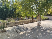 Maştağa–Buzovna şossesinin tam yol kənarında yerləşən 840 m² sahəyə malik obyekt, -9