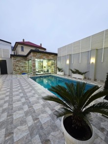 Mərdəkanda 2 mərtəbəli hovuzlu villa satılır, -4