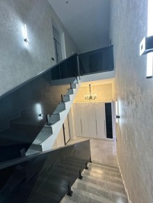 Şüvəlanda 3 sot torpaq sahəsində yerləşən 2 mərtəbəli, əşyalı həyət evi satılır, -6