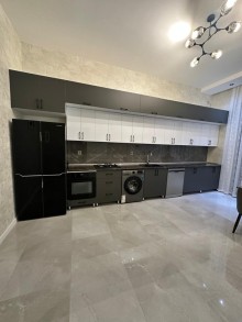 Şüvəlanda 3 sot torpaq sahəsində yerləşən 2 mərtəbəli, əşyalı həyət evi satılır, -7