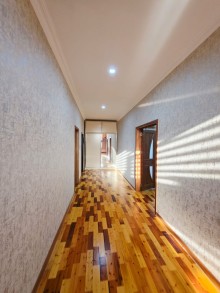 Şüvəlan ərazisində 6 sot torpaq sahəsində 300 m², 4 otaqlı həyət evi satılır, -10