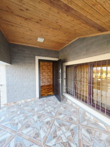 Şüvəlan ərazisində 6 sot torpaq sahəsində 300 m², 4 otaqlı həyət evi satılır, -14