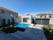 Mərdəkanda 4.5 sot torpaq sahəsində 2 mertebeli villa satılır, -5