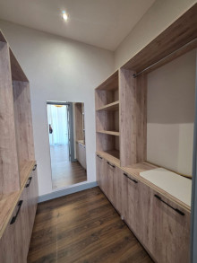 Mərdəkanda 4.5 sot torpaq sahəsində 2 mertebeli villa satılır, -17