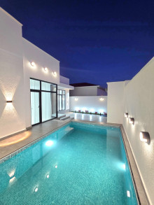 Mərdəkanda 2.5 sot torpaq sahəsində yerləşən 140 m² sahəli ev satılır, -6