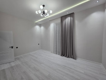 Mərdəkanda 2.5 sot torpaq sahəsində yerləşən 140 m² sahəli ev satılır, -8
