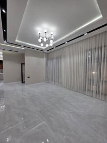 Mərdəkanda 2.5 sot torpaq sahəsində yerləşən 140 m² sahəli ev satılır, -17