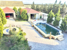Şüvəlanda 3 mərtəbəli ev satılır, -5