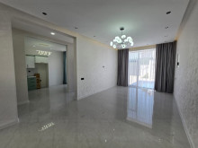 Şüvəlanda Kupçalı Hovuzlu Həyət Evi Satılır – 3 Sotda 140 m² Villa, -18